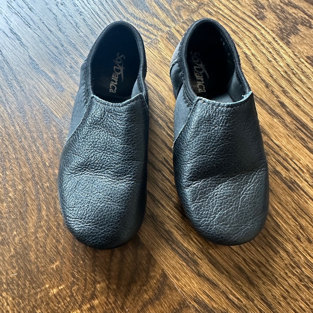 So Danca black jazz shoes - toddler 10